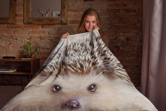 British Wildlife Art Hedgehog Premium Blanket Throw Gift Idea 150 x 100 cm / 40" x 60"